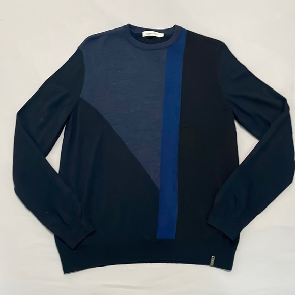 Calvin Klein Sweater - Picture 1 of 7